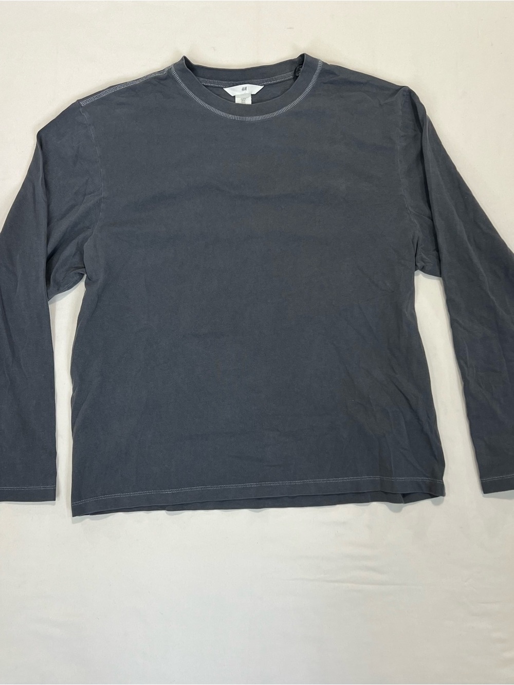 H&M Women's Long-Sleeve Crewneck Tee - charcoal grey